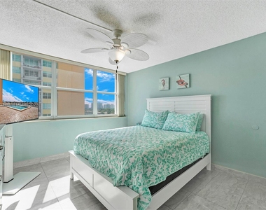 1400 S Ocean Dr - Photo Thumbnail 28