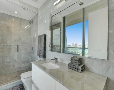 18501 Collins Ave - Photo Thumbnail 41