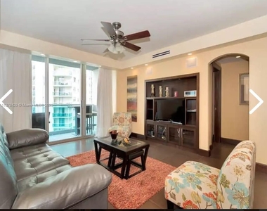 4001 S Ocean Dr - Photo Thumbnail 6