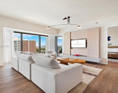 2901 Collins Ave - Photo Thumbnail 24