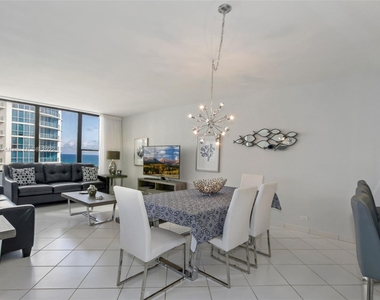 3505 S Ocean Dr - Photo Thumbnail 4