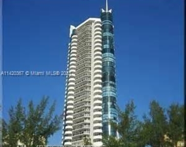 6301 Collins Ave - Photo Thumbnail 52