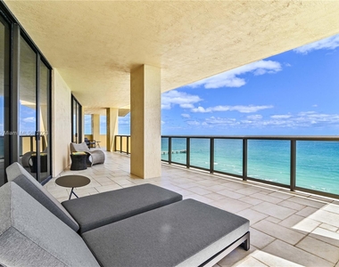 16275 Collins Ave - Photo Thumbnail 19