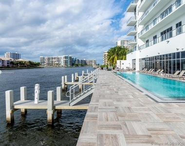 4010 S Ocean Dr - Photo Thumbnail 51