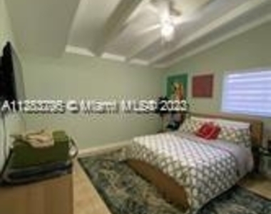 2430 Andros Ln - Photo Thumbnail 14