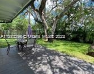 2430 Andros Ln - Photo Thumbnail 6