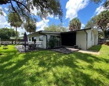 2430 Andros Ln - Photo Thumbnail 2