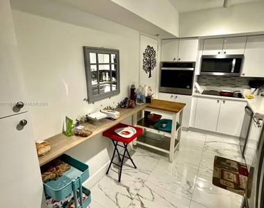 3901 S Ocean Dr - Photo Thumbnail 6