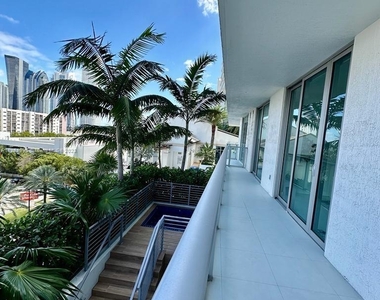 330 Sunny Isles Blvd - Photo Thumbnail 19