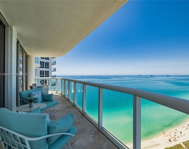 6365 Collins Ave - Photo Thumbnail 32