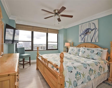 3505 S Ocean Dr - Photo Thumbnail 9