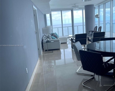 17001 Collins Ave - Photo Thumbnail 24