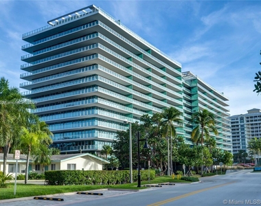 360 Ocean Dr - Photo Thumbnail 13