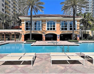 2080 S Ocean Dr - Photo Thumbnail 28