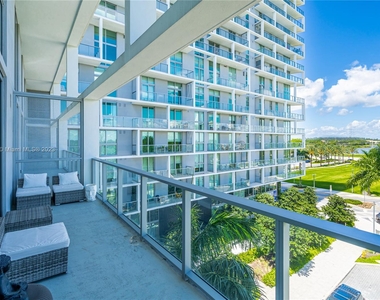 2000 Metropica Way - Photo Thumbnail 6