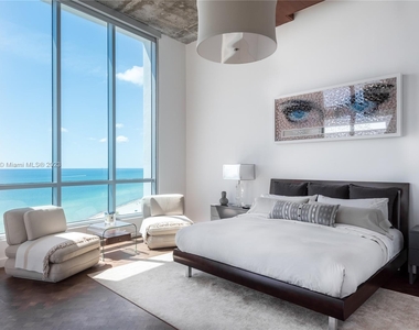 5959 Collins Ave - Photo Thumbnail 4