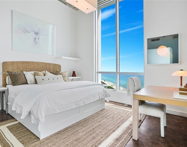 5959 Collins Ave - Photo Thumbnail 7