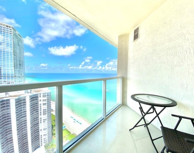 16699 Collins Ave - Photo Thumbnail 51