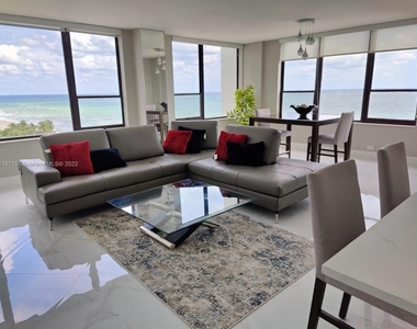 3505 S Ocean Dr - Photo Thumbnail 2