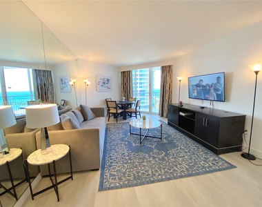 17375 Collins Ave - Photo Thumbnail 11