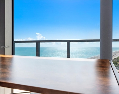 2201 Collins Ave - Photo Thumbnail 21