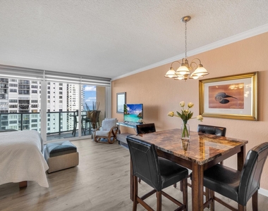 2501 S Ocean Dr - Photo Thumbnail 6