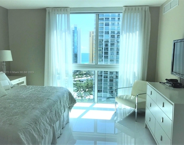 250 Sunny Isles Blvd - Photo Thumbnail 4