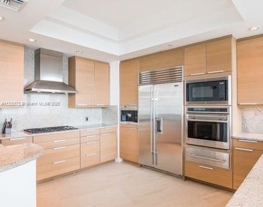 10295 Collins Ave - Photo Thumbnail 10