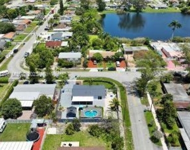 20560 Nw 30th Ave - Photo Thumbnail 25