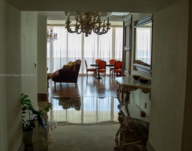 15901 Collins Ave - Photo Thumbnail 11