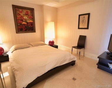 10295 Collins Ave - Photo Thumbnail 25