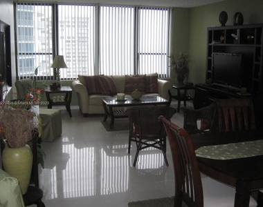 3505 S Ocean Dr - Photo Thumbnail 3