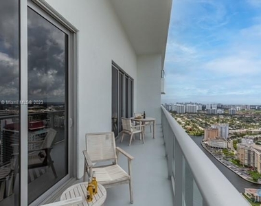 4010 S Ocean Dr - Photo Thumbnail 25