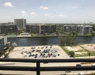 3505 S Ocean Dr - Photo Thumbnail 7