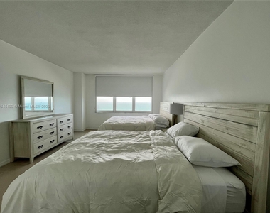 5601 Collins Ave - Photo Thumbnail 1