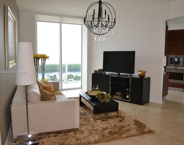 15901 Collins Ave - Photo Thumbnail 10