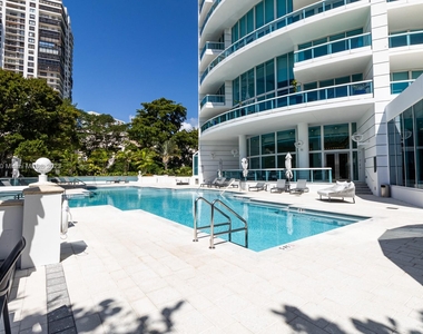 2127 Brickell Av - Photo Thumbnail 41