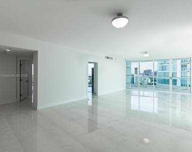 2127 Brickell Av - Photo Thumbnail 11