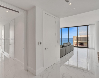 15701 Collins Ave - Photo Thumbnail 24