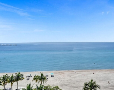 15701 Collins Ave - Photo Thumbnail 19