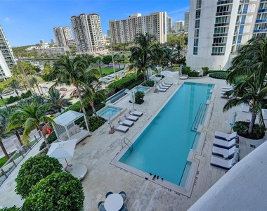 15701 Collins Ave - Photo Thumbnail 29