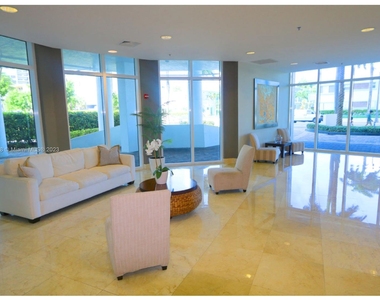 6515 Collins Ave - Photo Thumbnail 24