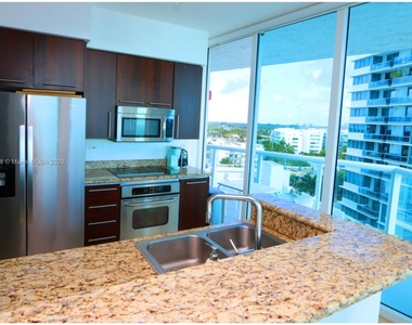 6515 Collins Ave - Photo Thumbnail 6