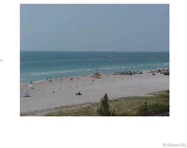 2301 Collins Ave - Photo Thumbnail 12