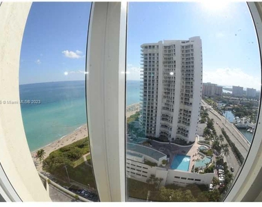 16699 Collins Ave - Photo Thumbnail 1