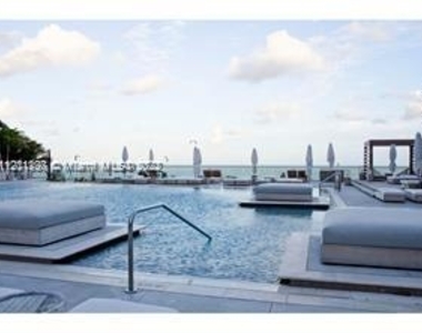 2301 Collins Ave - Photo Thumbnail 14