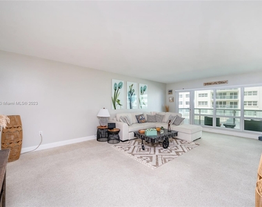 3400 Galt Ocean Dr - Photo Thumbnail 12