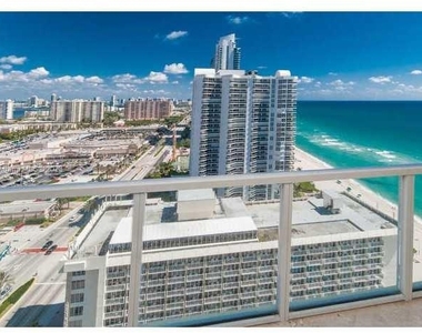 16699 Collins Ave - Photo Thumbnail 33