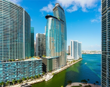 485 Brickell Ave - Photo Thumbnail 20