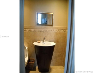 3901 S Ocean Dr - Photo Thumbnail 11